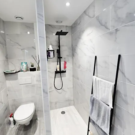 Exceptionnel Loft Duplex Sur Le Quai - Port-frejus *