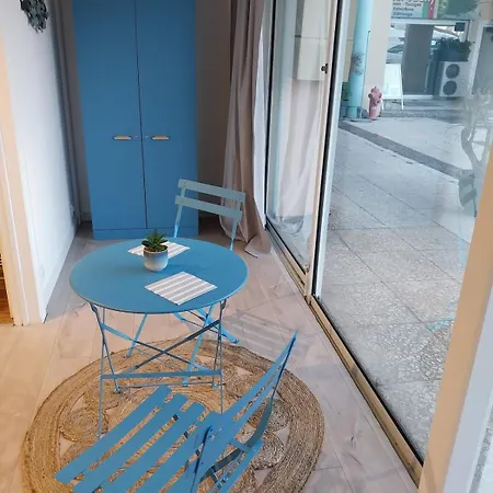 Exceptionnel Loft Duplex Sur Le Quai - Port-frejus *