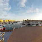 Exceptionnel Loft Duplex Sur Le Quai - Port-frejus 아파트